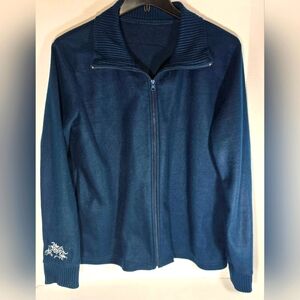 Large Lightweight Fleece Jacket Stitched Design On Wrist Comfort Granola Girl